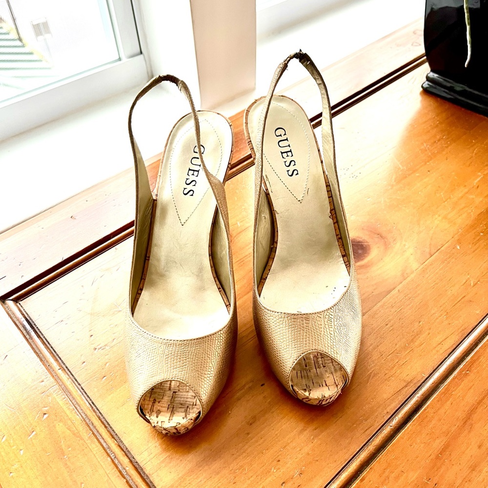 Guess slingback peeptoe pumps